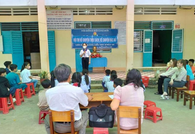 Hôi thi kể chuyện về Bác Hồ